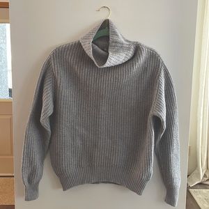 Wilfred Montpellier Turtleneck Sweater size small